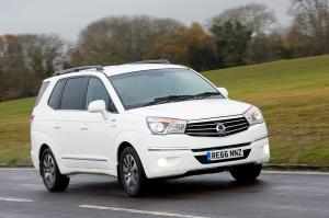 Ssangyong Turismo White '2016